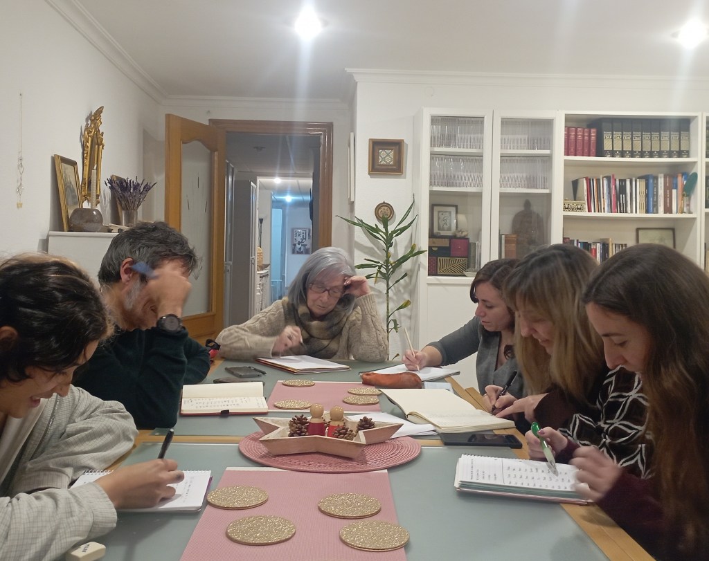 Actividades creativas en curso en los talleres de escritura en Valencia de LIBRO VUELA LIBRE
