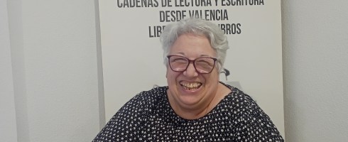 Castillo Guevara en el club de escritura del taller de creación literaria de Libro Vuela Libre en Valencia