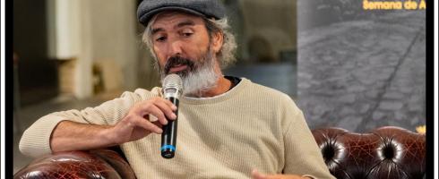 Freddy Santos , autor seleccionado por los talleres de escritura creativa de Valencia Espaciocrea, en la entrevista para hablar de su novela "Un poema en Múnich"