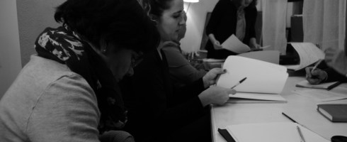 alumnis en el talller de escritura en Valencia de Espaciocrea